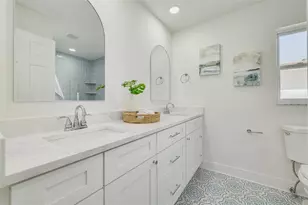 869 Deville Dr E, Largo, FL 33771 - Photo 25