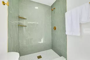 869 Deville Dr E, Largo, FL 33771 - Photo 21