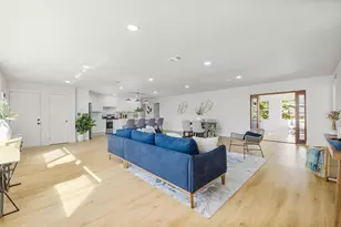 869 Deville Dr E, Largo, FL 33771 - Photo 13