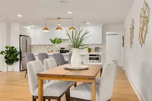 869 Deville Dr E, Largo, FL 33771 - Photo 11