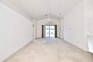 13012 Bridleford Dr, Gibsonton, FL 33534 - Photo 11