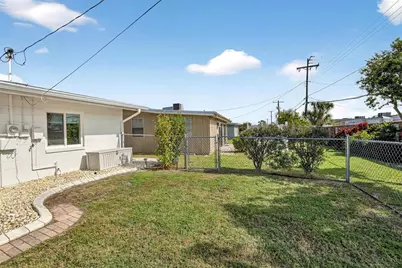 1210 Beach Boulevard, Sun City Center, FL 33573 - Photo 27