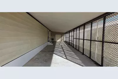 5650 Benton Street, Zephyrhills, FL 33542 - Photo 9