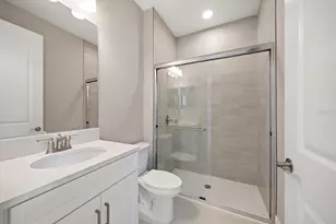 5707 Maydale Ave, Wesley Chapel, FL 33545 - Photo 17