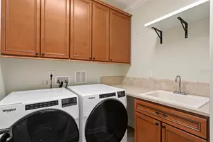 117 6th St, Belleair Beach, FL 33786 - Photo 29