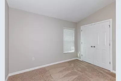 36876 Sagemoor Drive, Zephyrhills, FL 33541 - Photo 11