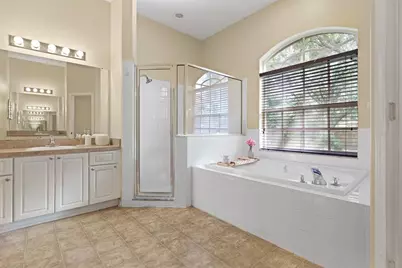 228 Taylor Bay Lane, Brandon, FL 33510 - Photo 17