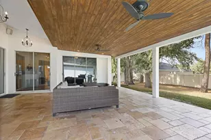 228 Taylor Bay Ln, Brandon, FL 33510 - Photo 23