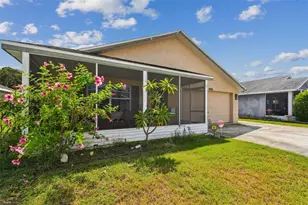 4770 Silver Cir, Zephyrhills, FL 33541 - Photo 35