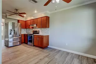 5005 Pennsbury Dr, Tampa, FL 33624 - Photo 17