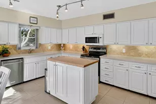 2170 Americus Blvd N, Clearwater, FL 33763 - Photo 11