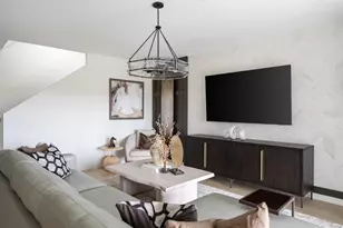 36776 Sagemoor Dr, Zephyrhills, FL 33541 - Photo 7