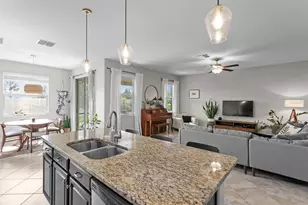 11437 Chilly Water Ct, Riverview, FL 33569 - Photo 17