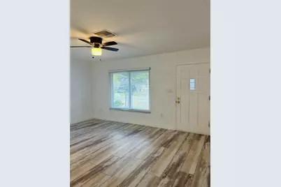 10517 Hibiscus Drive, Port Richey, FL 34668 - Photo 5