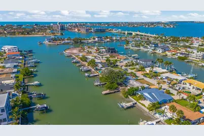 7932 2nd Avenue S, Saint Petersburg, FL 33707 - Photo 5