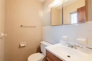 806 Papaya Dr, Tampa, FL 33619 - Photo 23