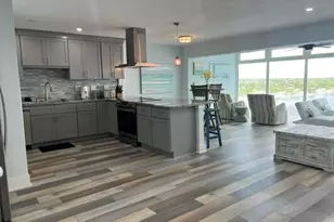 7200 Sunshine Skyway Ln S, Saint Petersburg, FL 33711 - Photo 7