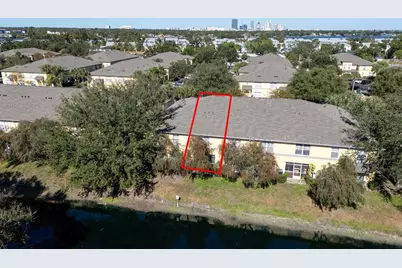 170 Coquina Bay Drive, Saint Petersburg, FL 33705 - Photo 9