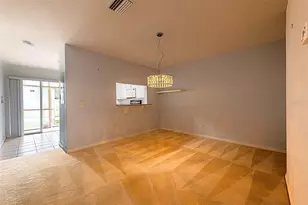 170 Coquina Bay Drive, Saint Petersburg, FL 33705 - Photo 3