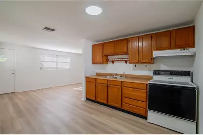 11210 Thomas Street, Seffner, FL 33584 - Photo 7