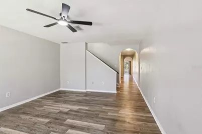 729 Kensington Lake Circle, Brandon, FL 33511 - Photo 5