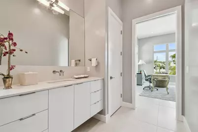 90 Martinique Avenue, Tampa, FL 33606 - Photo 21