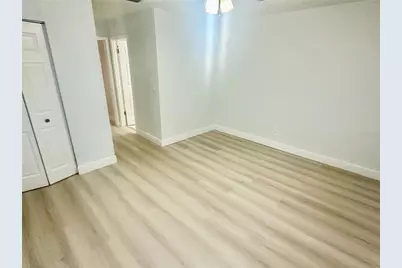 6344 Newtown Circle #B2, Tampa, FL 33615 - Photo 9