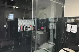 8301 Lopez Dr, Tampa, FL 33615 - Photo 13