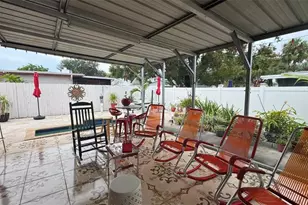 8301 Lopez Dr, Tampa, FL 33615 - Photo 21