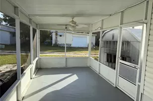 6240 Connecticut St, Zephyrhills, FL 33542 - Photo 17