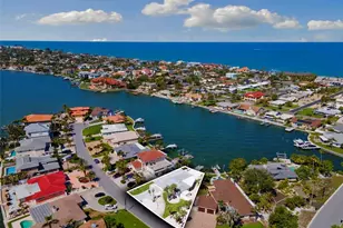 2192 Louisa Dr, Belleair Beach, FL 33786 - Photo 31