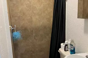 1008 Westside Dr, Tampa, FL 33619 - Photo 23