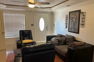 1008 Westside Dr, Tampa, FL 33619 - Photo 7