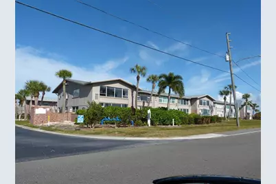 2 Causeway Boulevard #206, Dunedin, FL 34698 - Photo 1