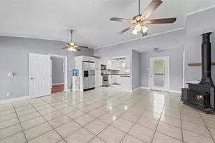 20228 County Line Rd, Lutz, FL 33558 - Photo 15