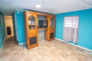 201 Maple St, Winter Haven, FL 33880 - Photo 15