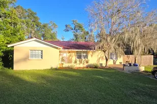 12546 Abbey Dr, Dade City, FL 33525 - Photo 1