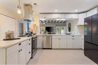 4109 W Bay Court Avenue, Tampa, FL 33611 - Photo 7