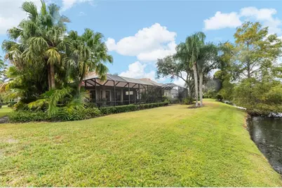 7241 Orchid Island Place, Bradenton, FL 34202 - Photo 9