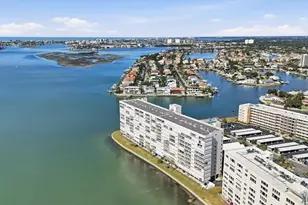 6060 Shore Blvd S, Gulfport, FL 33707 - Photo 7