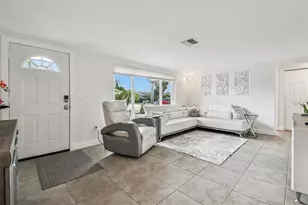 7519 Holly Lake Ln, New Port Richey, FL 34653 - Photo 5