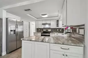 7519 Holly Lake Ln, New Port Richey, FL 34653 - Photo 13