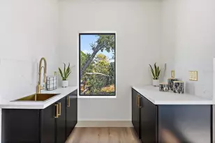 2320 W North B St, Tampa, FL 33609 - Photo 31