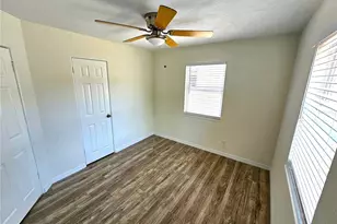 2911 26th St N, Saint Petersburg, FL 33713 - Photo 15