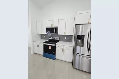 3180 Wiltshire Avenue, Spring Hill, FL 34608 - Photo 11