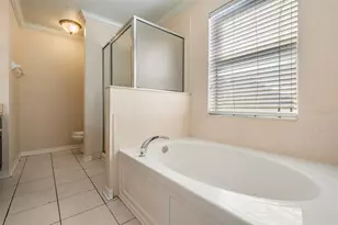 17528 Hugh Ln, Land O Lakes, FL 34638 - Photo 23