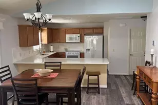 1067 Carver Ct, The Villages, FL 32163 - Photo 3