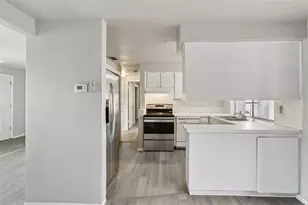 3402 Brookfield Dr, Holiday, FL 34691 - Photo 9