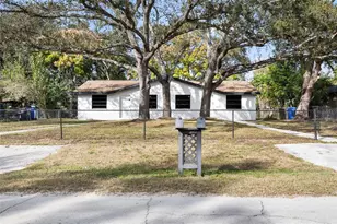 1220 E 142nd Ave, Tampa, FL 33613 - Photo 3
