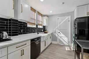 1120 17th Ave N, Saint Petersburg, FL 33704 - Photo 17